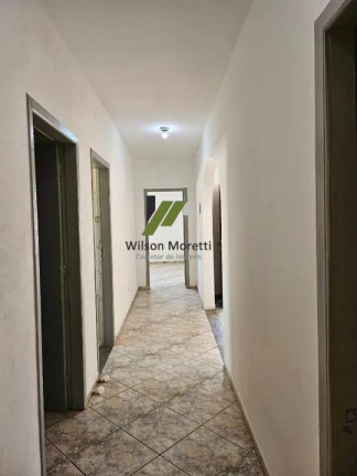 Imagem Casa com 3 Quartos à Venda, 253 m²