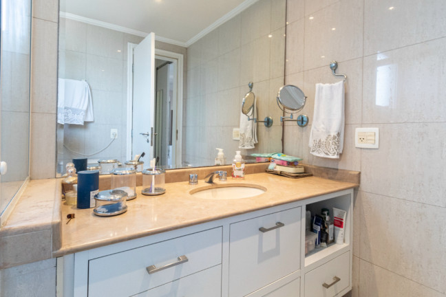 Imagem Apartamento com 2 Quartos à Venda, 165 m² em Moema - São Paulo