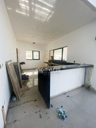 Imagem Casa de Condomínio com 4 Quartos à Venda, em Parque Rodoviário - Campos Dos Goytacazes Imagem Casa de Condomínio com 4 Quartos à Venda, em Parque Rodoviário - Campos Dos Goytacazes