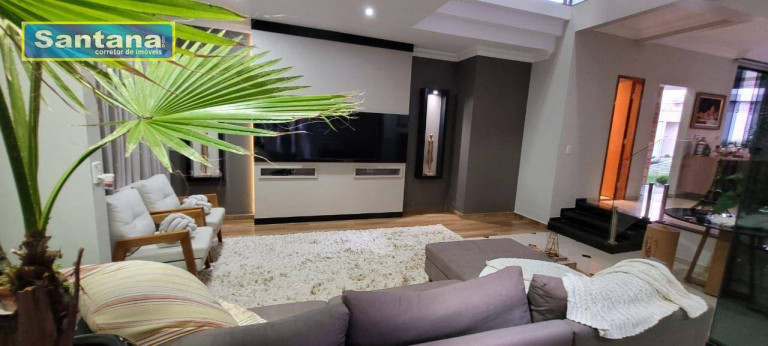 Imagem Casa com 5 Quartos à Venda, 320 m² em Bandeirantes - Caldas Novas Imagem Casa com 5 Quartos à Venda, 320 m² em Bandeirantes - Caldas Novas