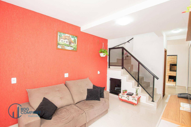 Imagem Sobrado com 3 Quartos à Venda, 126 m² em Orfãs - Ponta Grossa