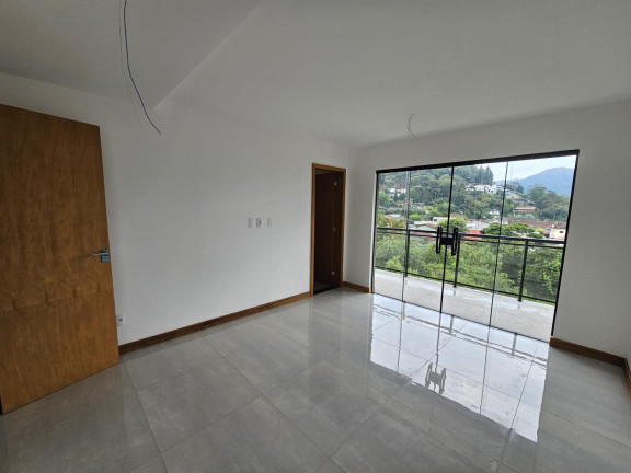 Imagem Casa com 3 Quartos à Venda, 104 m² em Alto - Teresópolis