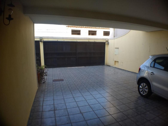 Imagem Casa com 3 Quartos à Venda, 269 m² em Centro - Botucatu