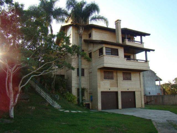 Imagem Casa com 4 Quartos à Venda, em Cachoeira Do Bom Jesus - Florianópolis Imagem Casa com 4 Quartos à Venda, em Cachoeira Do Bom Jesus - Florianópolis