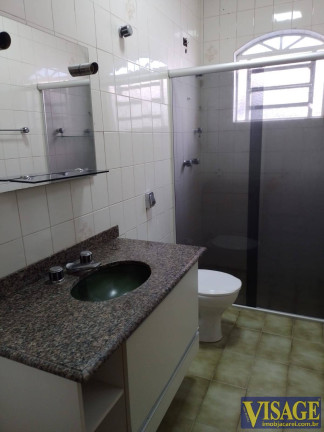 Imagem Casa com 3 Quartos à Venda, 325 m² em Jd. St. Maria - Jacareí Imagem Casa com 3 Quartos à Venda, 325 m² em Jd. St. Maria - Jacareí