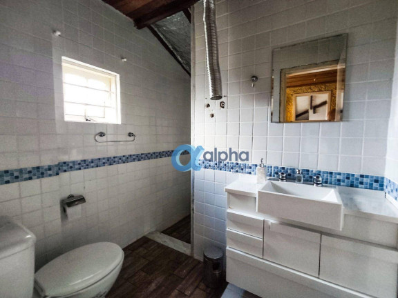 Imagem Casa com 7 Quartos à Venda, 420 m² em Centro - Petrópolis