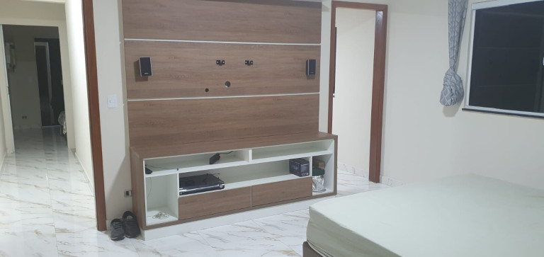 Imagem Casa com 5 Quartos para Alugar ou Temporada, em Centro - Itanhaém Imagem Casa com 5 Quartos para Alugar ou Temporada, em Centro - Itanhaém