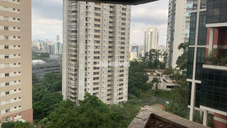 Apartamento com 4 Quartos à Venda, 251 m² em Real Parque - São Paulo
