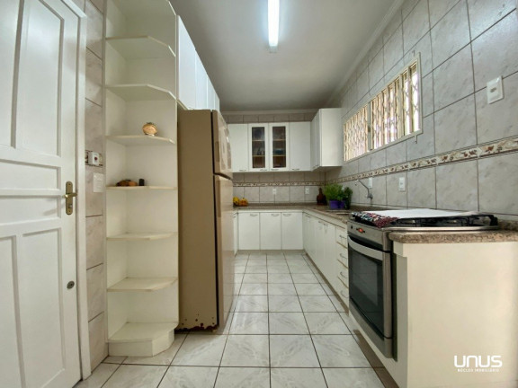 Imagem Casa com 4 Quartos à Venda, 298 m² em Campinas - São José Imagem Casa com 4 Quartos à Venda, 298 m² em Campinas - São José