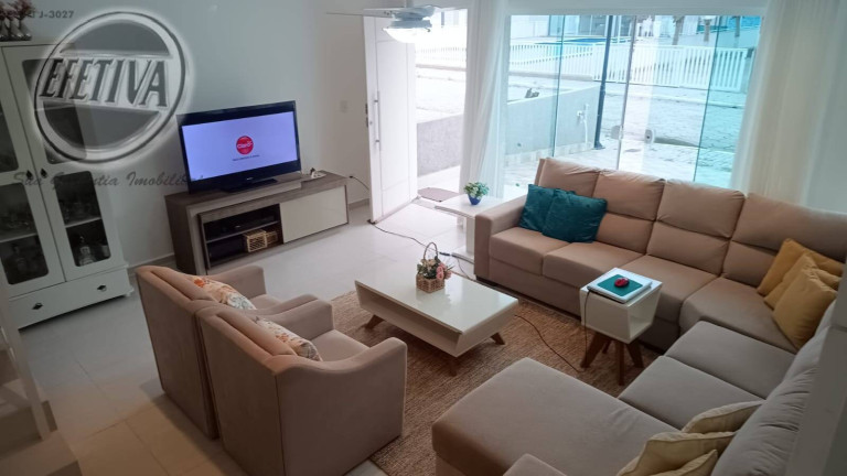 Imagem Casa com 4 Quartos à Venda, 243 m² em Balneario Costa Azul - Matinhos Imagem Casa com 4 Quartos à Venda, 243 m² em Balneario Costa Azul - Matinhos