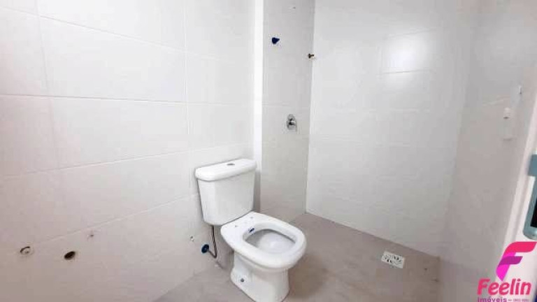 Apartamento com 3 Quartos à Venda, 81 m² em Campeche - Florianópolis
