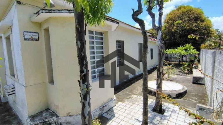 Imagem Casa com 7 Quartos à Venda, 245 m² em Carmo - Olinda Imagem Casa com 7 Quartos à Venda, 245 m² em Carmo - Olinda