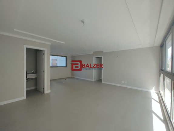 Imagem Apartamento com 3 Quartos à Venda, 132 m² em Centro - Florianópolis Imagem Apartamento com 3 Quartos à Venda, 132 m² em Centro - Florianópolis