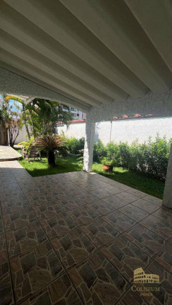 Imagem Casa com 3 Quartos à Venda, 400 m² em Balneário Flórida - Praia Grande Imagem Casa com 3 Quartos à Venda, 400 m² em Balneário Flórida - Praia Grande