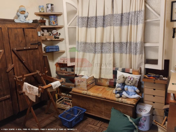 Imagem Casa com 4 Quartos à Venda, 191 m² em Centro - Taubaté Imagem Casa com 4 Quartos à Venda, 191 m² em Centro - Taubaté
