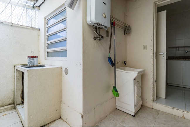 Imagem Apartamento com 2 Quartos à Venda, 62 m² em Jardim Botânico - Porto Alegre