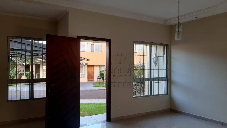 Imagem Casa com 3 Quartos para Alugar, 126 m² em Vale Dos Tucanos - Londrina Imagem Casa com 3 Quartos para Alugar, 126 m² em Vale Dos Tucanos - Londrina