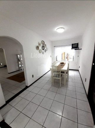 Imagem Sobrado com 5 Quartos à Venda, 350 m² em São Judas - Itajaí Imagem Sobrado com 5 Quartos à Venda, 350 m² em São Judas - Itajaí