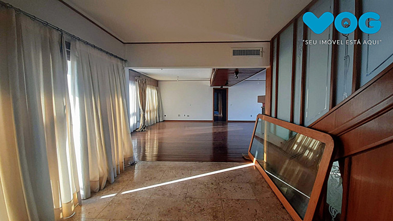 Imagem Imóvel com 4 Quartos à Venda, 367 m² em Moinhos De Vento - Porto Alegre Imagem Imóvel com 4 Quartos à Venda, 367 m² em Moinhos De Vento - Porto Alegre