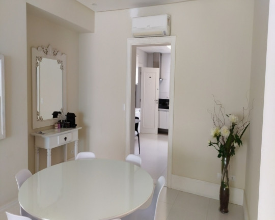 Imagem Apartamento com 3 Quartos à Venda, 170 m² em Jardim Virgínia - Guarujá