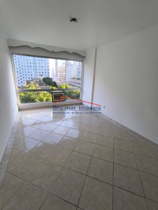 Imagem Apartamento com 2 Quartos à Venda, 80 m² em José Menino - Santos