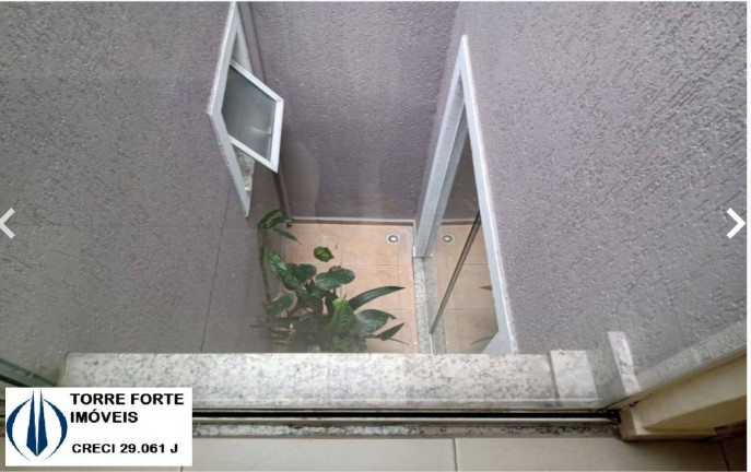 Imagem Casa com 2 Quartos à Venda, 130 m² em Vila Antonieta - São Paulo