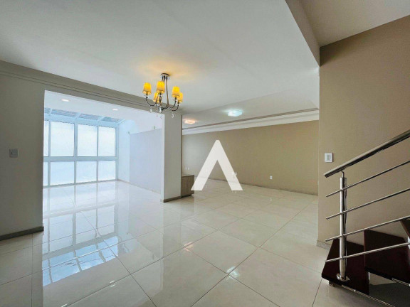 Imagem Casa com 4 Quartos à Venda, 320 m² em Alto - Teresópolis Imagem Casa com 4 Quartos à Venda, 320 m² em Alto - Teresópolis