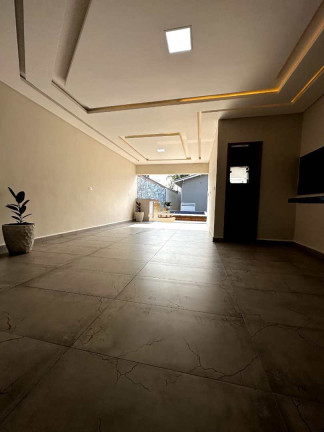Imagem Casa com 3 Quartos à Venda, 330 m² em Caiçara - Praia Grande