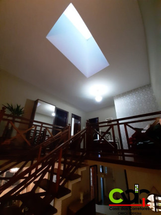 Imagem Sobrado com 4 Quartos à Venda, 210 m² em Jardim Centenário - Poços De Caldas