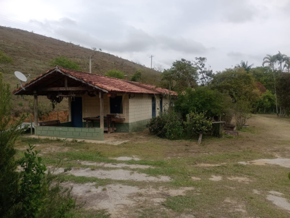 Imagem Chácara com 4 Quartos à Venda, 100 m² em Capim D\'agola - Paraibuna Imagem Chácara com 4 Quartos à Venda, 100 m² em Capim D\'agola - Paraibuna