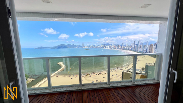 Imagem Apartamento com 3 Quartos à Venda, 182 m² em Pioneiros - Balneário Camboriú Imagem Apartamento com 3 Quartos à Venda, 182 m² em Pioneiros - Balneário Camboriú