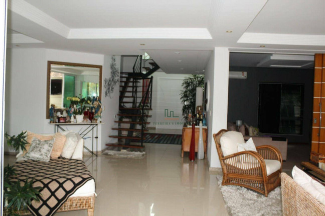 Casa com 4 Quartos à Venda, 382 m² em Camboinhas - Niterói