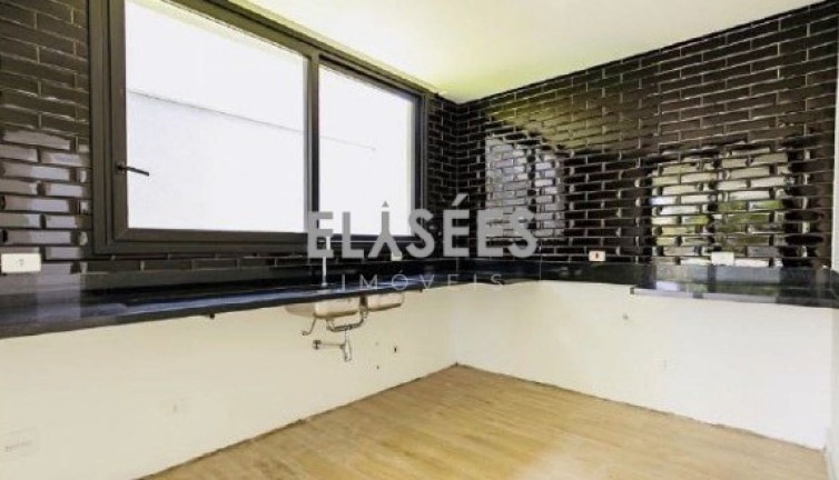 Imagem Casa com 3 Quartos à Venda, 272 m² em Moema - São Paulo Imagem Casa com 3 Quartos à Venda, 272 m² em Moema - São Paulo