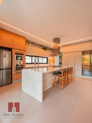 Imagem Casa com 4 Quartos à Venda, 710 m² em Alphaville Residencial Um - Barueri Imagem Casa com 4 Quartos à Venda, 710 m² em Alphaville Residencial Um - Barueri
