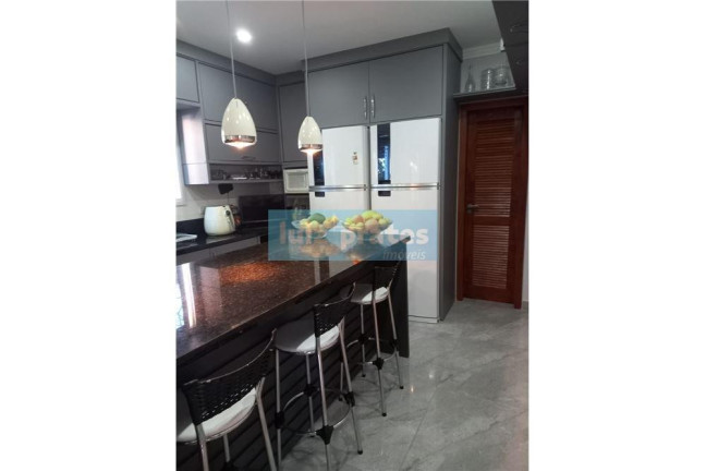Imagem Casa com 3 Quartos à Venda, 270 m² em São João Do Rio Vermelho - Florianópolis