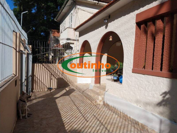 Imagem Casa com 5 Quartos à Venda, 224 m² em Vila Isabel - Rio De Janeiro Imagem Casa com 5 Quartos à Venda, 224 m² em Vila Isabel - Rio De Janeiro