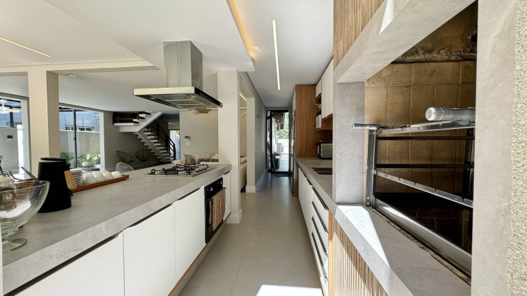 Imagem Casa com 5 Quartos à Venda, 320 m² em Riviera De São Lourenço - Bertioga Imagem Casa com 5 Quartos à Venda, 320 m² em Riviera De São Lourenço - Bertioga