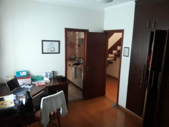 Imagem Casa com 3 Quartos à Venda, 200 m² em Campos Elíseos - Taubaté Imagem Casa com 3 Quartos à Venda, 200 m² em Campos Elíseos - Taubaté