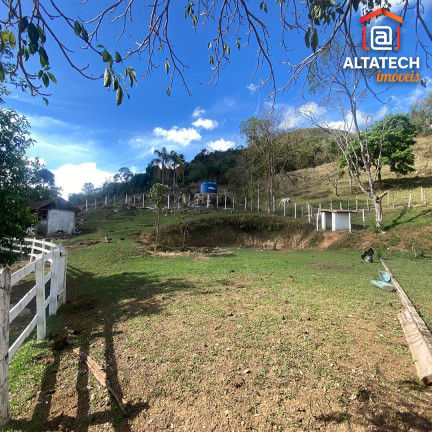 Imagem Imóvel com 2 Quartos à Venda, 5.000 m² em Zona Rural - Poços De Caldas