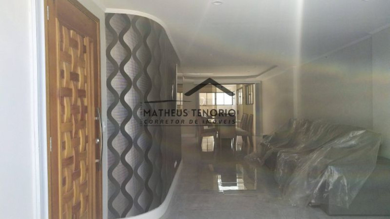 Imagem Cobertura com 4 Quartos à Venda, 232 m²