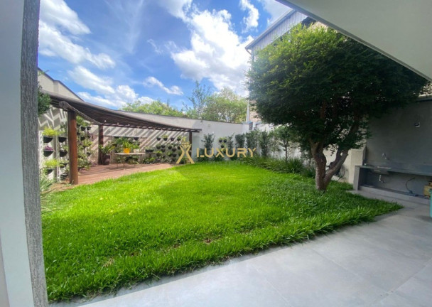 Imagem Imóvel com 4 Quartos à Venda,  em Floresta - Belo Horizonte
