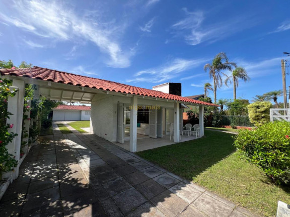 Casa com 4 Quartos à Venda, 182 m² em Atlântida - Xangri-lá