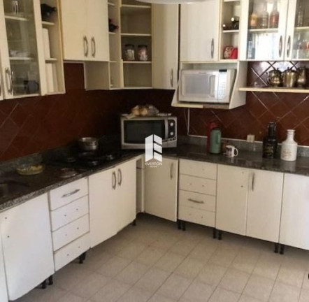 Imagem Casa com 4 Quartos à Venda, 330 m² em Nossa Senhora De Fátima - Santa Maria Imagem Casa com 4 Quartos à Venda, 330 m² em Nossa Senhora De Fátima - Santa Maria
