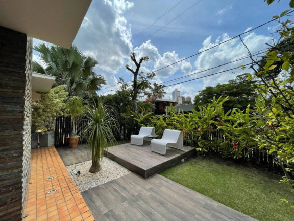 Imagem Casa com 4 Quartos à Venda, 260 m² em Alphaville Residencial Um - Barueri Imagem Casa com 4 Quartos à Venda, 260 m² em Alphaville Residencial Um - Barueri