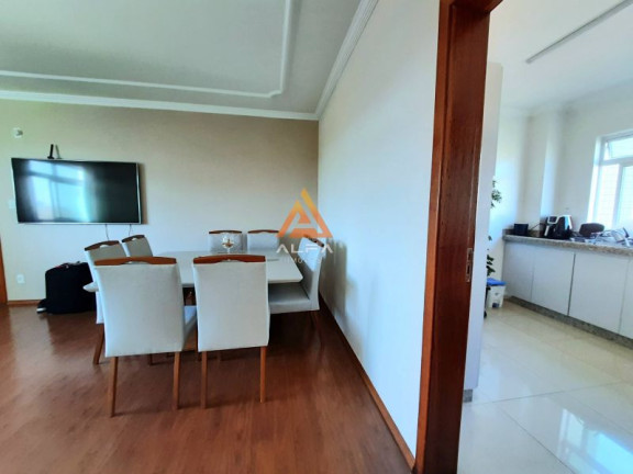Imagem Apartamento com 3 Quartos à Venda, 103 m²
