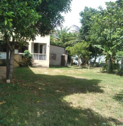 Casa com 7 Quartos à Venda,  em Praia Do Morro - Guarapari