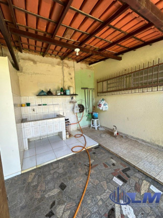 Imagem Casa com 4 Quartos à Venda, 260 m² em Setiba - Guarapari