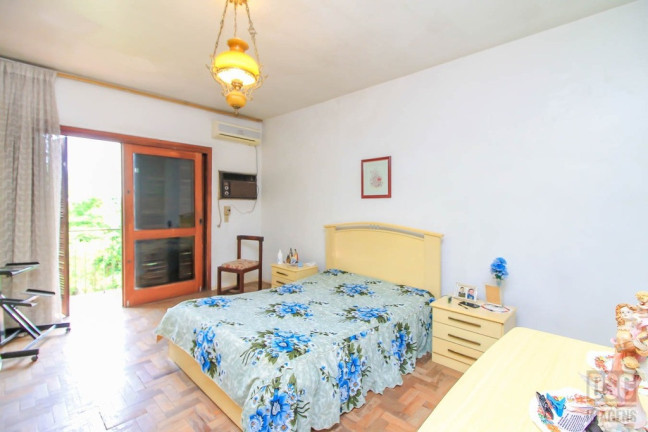 Imagem Casa com 3 Quartos à Venda, 299 m² em Glória - Porto Alegre