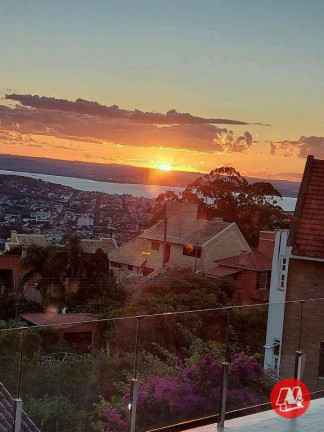 Imagem Terreno à Venda, 285 m² em Teresópolis - Porto Alegre Imagem Terreno à Venda, 285 m² em Teresópolis - Porto Alegre