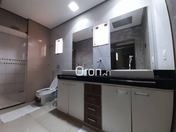 Imagem Sobrado com 5 Quartos à Venda, 358 m² em Residencial Balneário - Goiânia